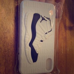‘Concord 11’ Jordan phone case